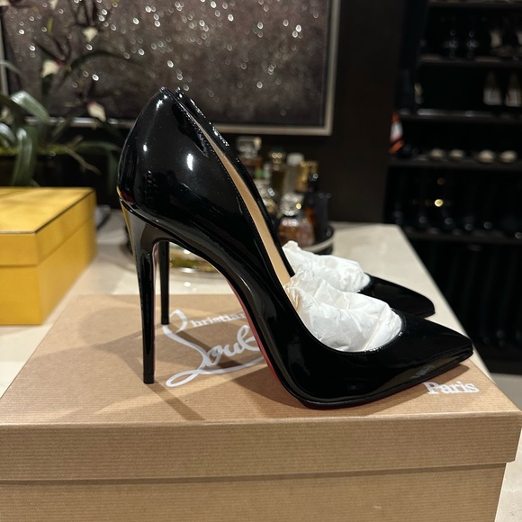 Christian Louboutin - Picture 1 of 6